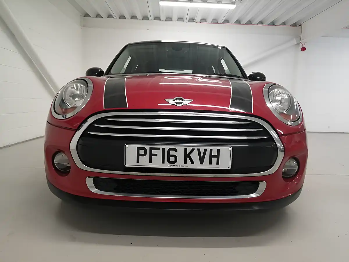 Used 2016 MINI Hatch Cooper Red - Interior and Exterior details 14