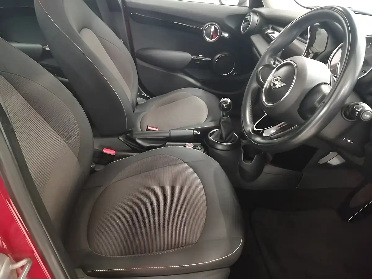 Used 2016 MINI Hatch Cooper Red - Interior and Exterior details 8