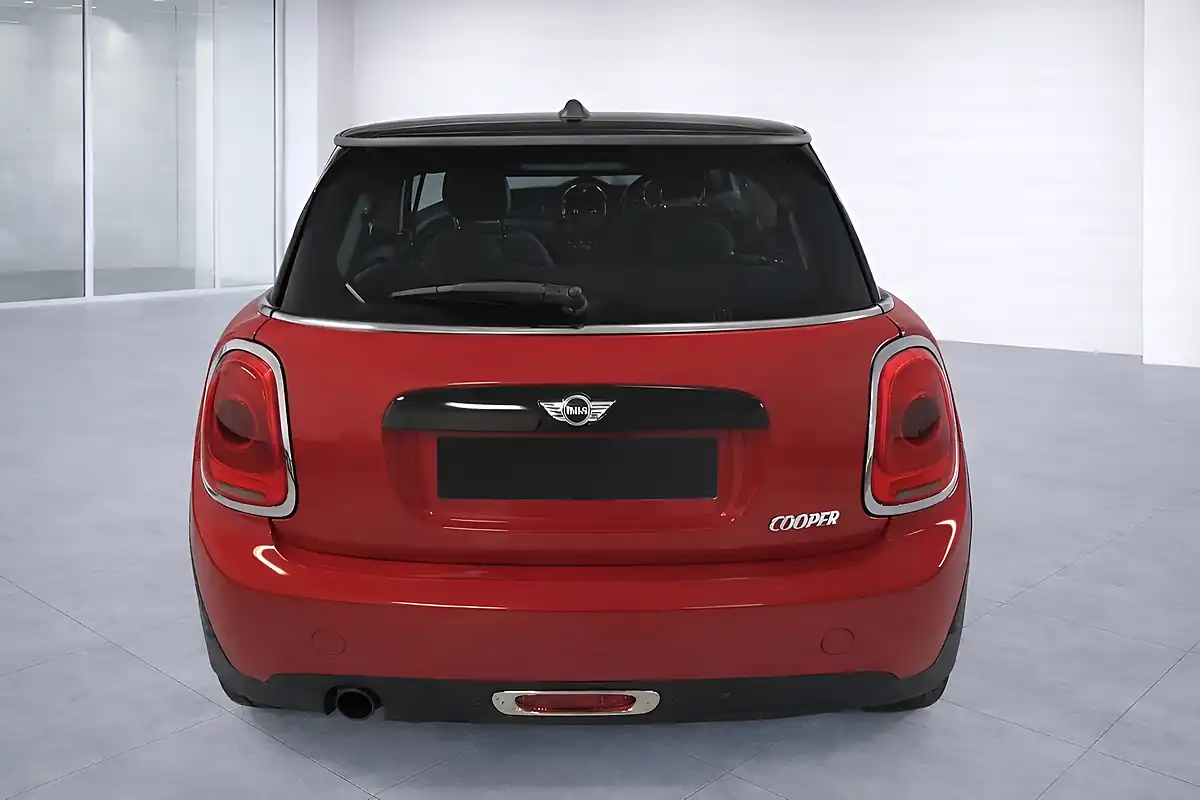 Used 2016 MINI Hatch Cooper Red - Interior and Exterior details 4