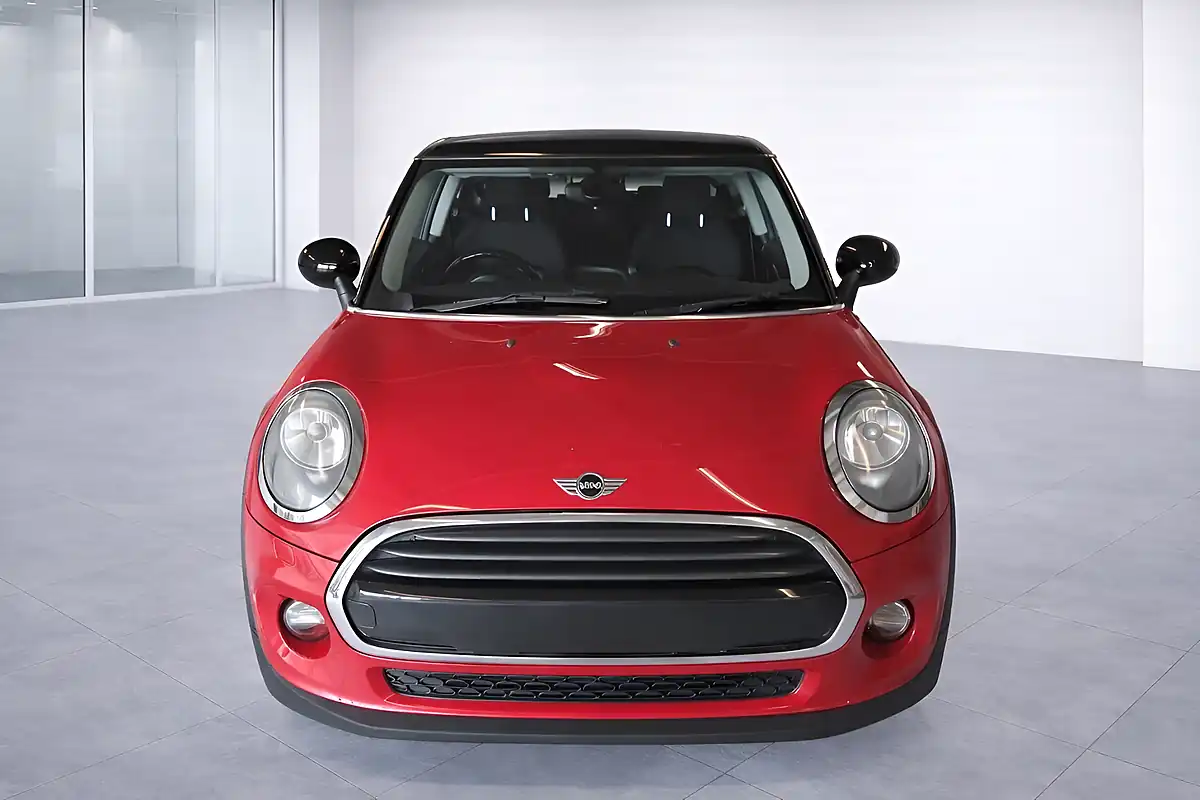 Used 2016 MINI Hatch Cooper Red - Interior and Exterior details 8