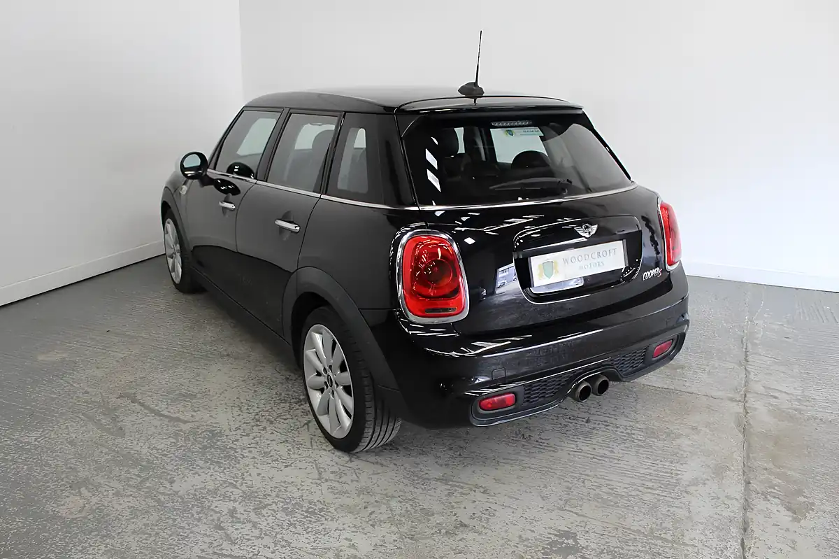 Used 2016 MINI Hatch Cooper S Black - Interior and Exterior details 5