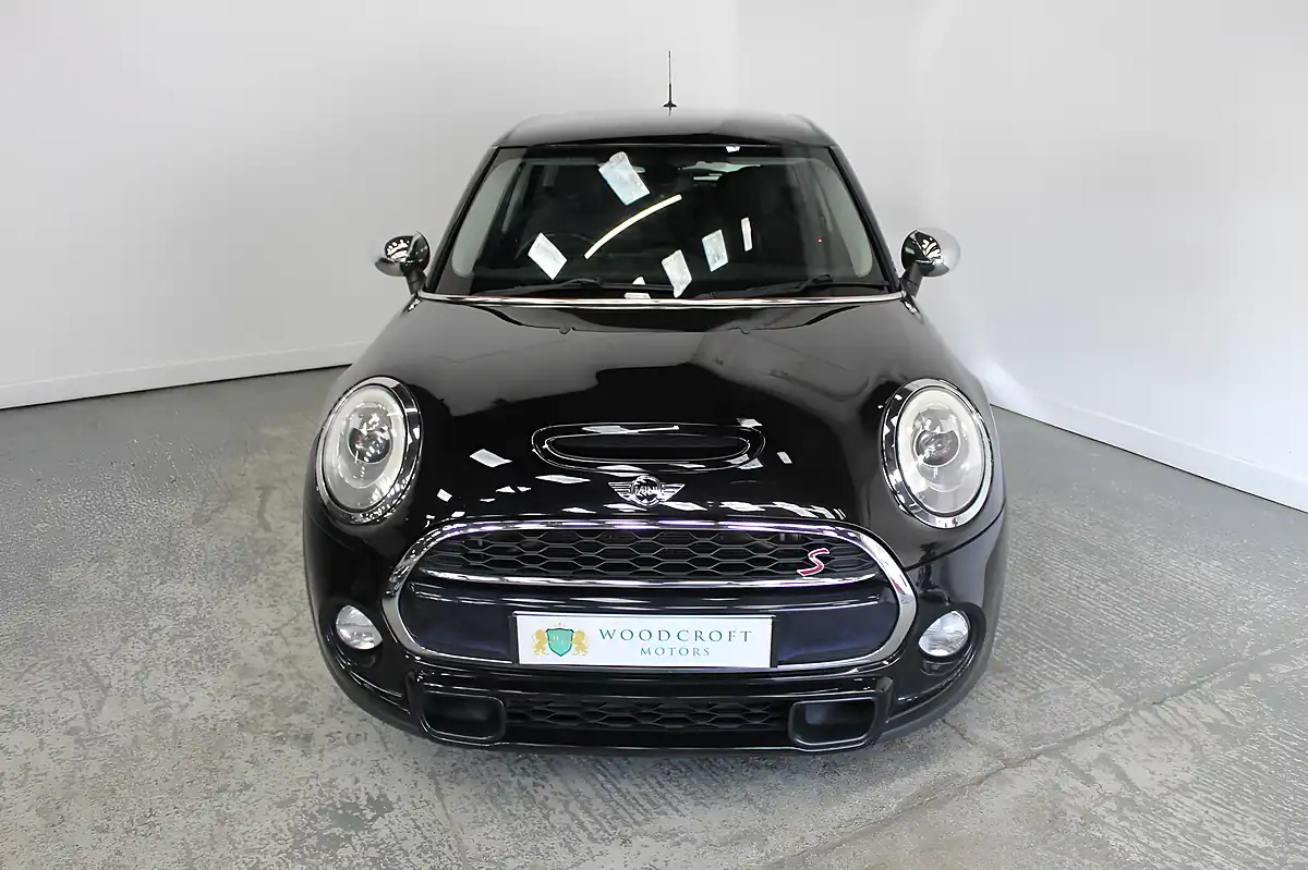 Used 2016 MINI Hatch Cooper S Black - Interior and Exterior details 9