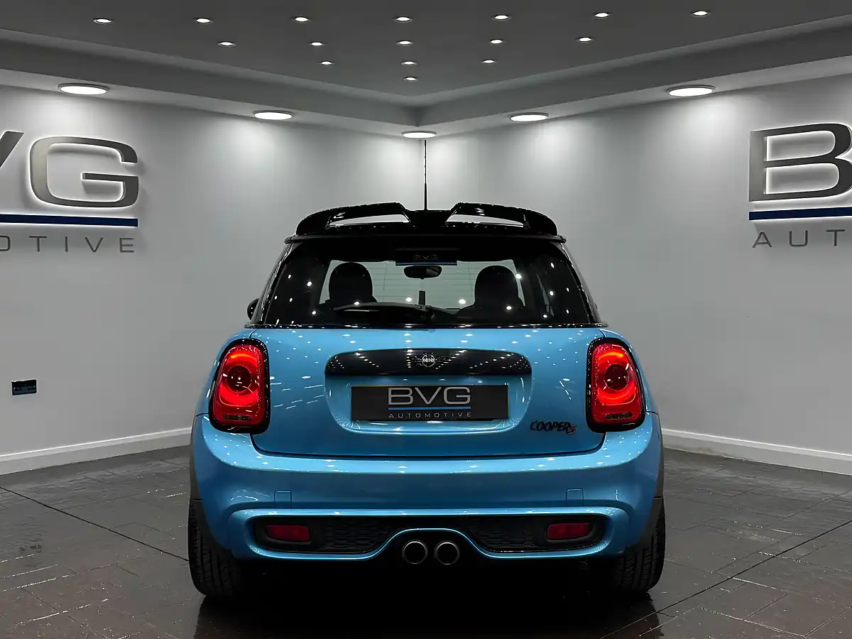 Used 2016 MINI Hatch Cooper S Blue - Interior and Exterior details 8