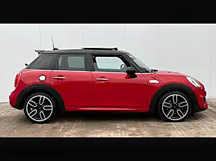 Used 2016 MINI Hatch Cooper S Chili Red - Interior and Exterior details 13