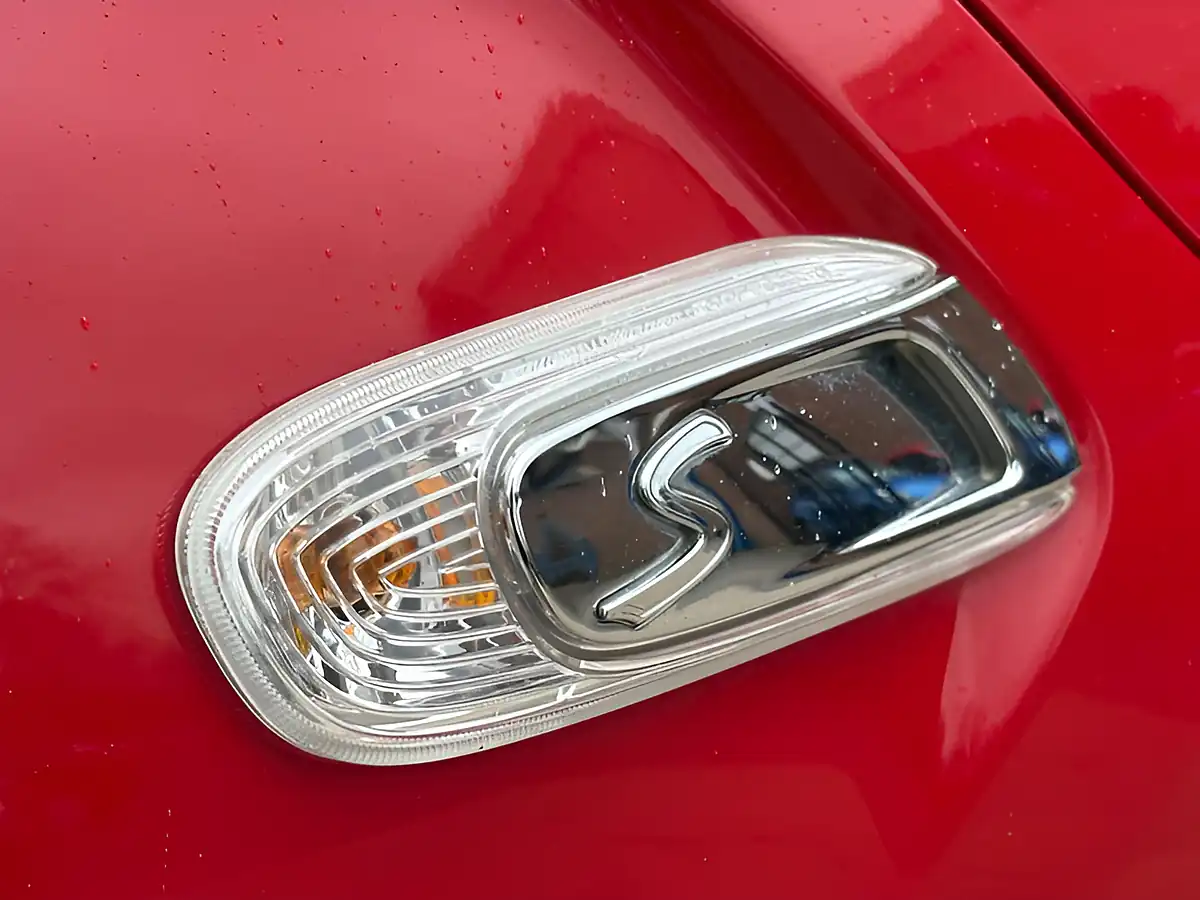 Used 2016 MINI Hatch Cooper S Chili Red - Interior and Exterior details 8