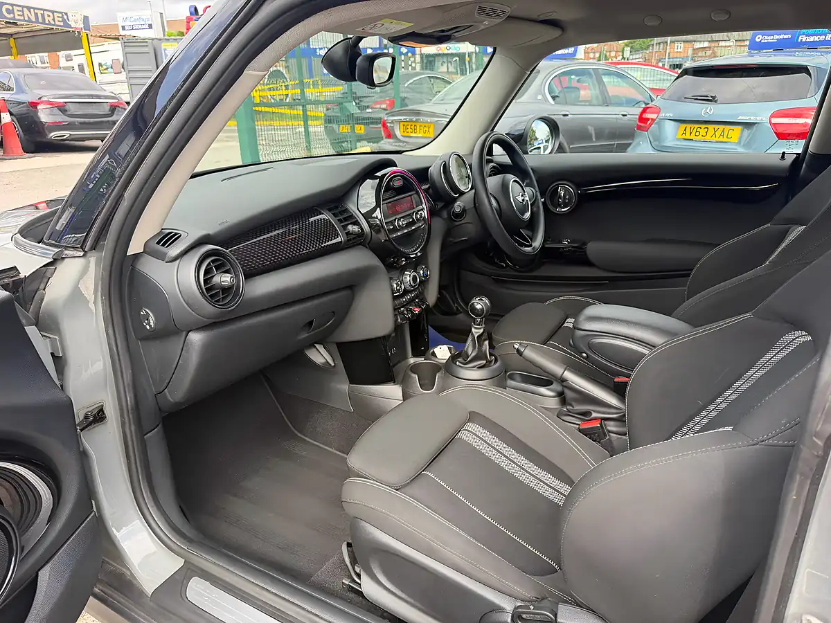 Used 2016 MINI Hatch Cooper S Grey - Interior and Exterior details 10