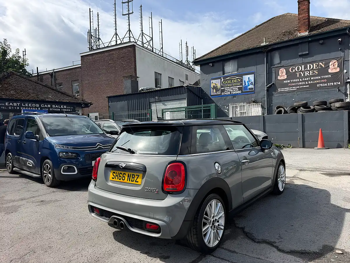 Used 2016 MINI Hatch Cooper S Grey - Interior and Exterior details 3