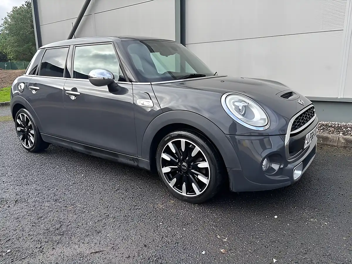 Used 2016 MINI Hatch Cooper S Grey - Front View