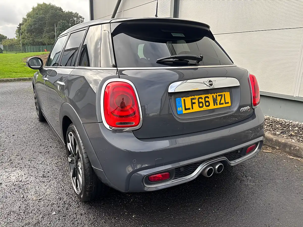 Used 2016 MINI Hatch Cooper S Grey - Interior and Exterior details 11