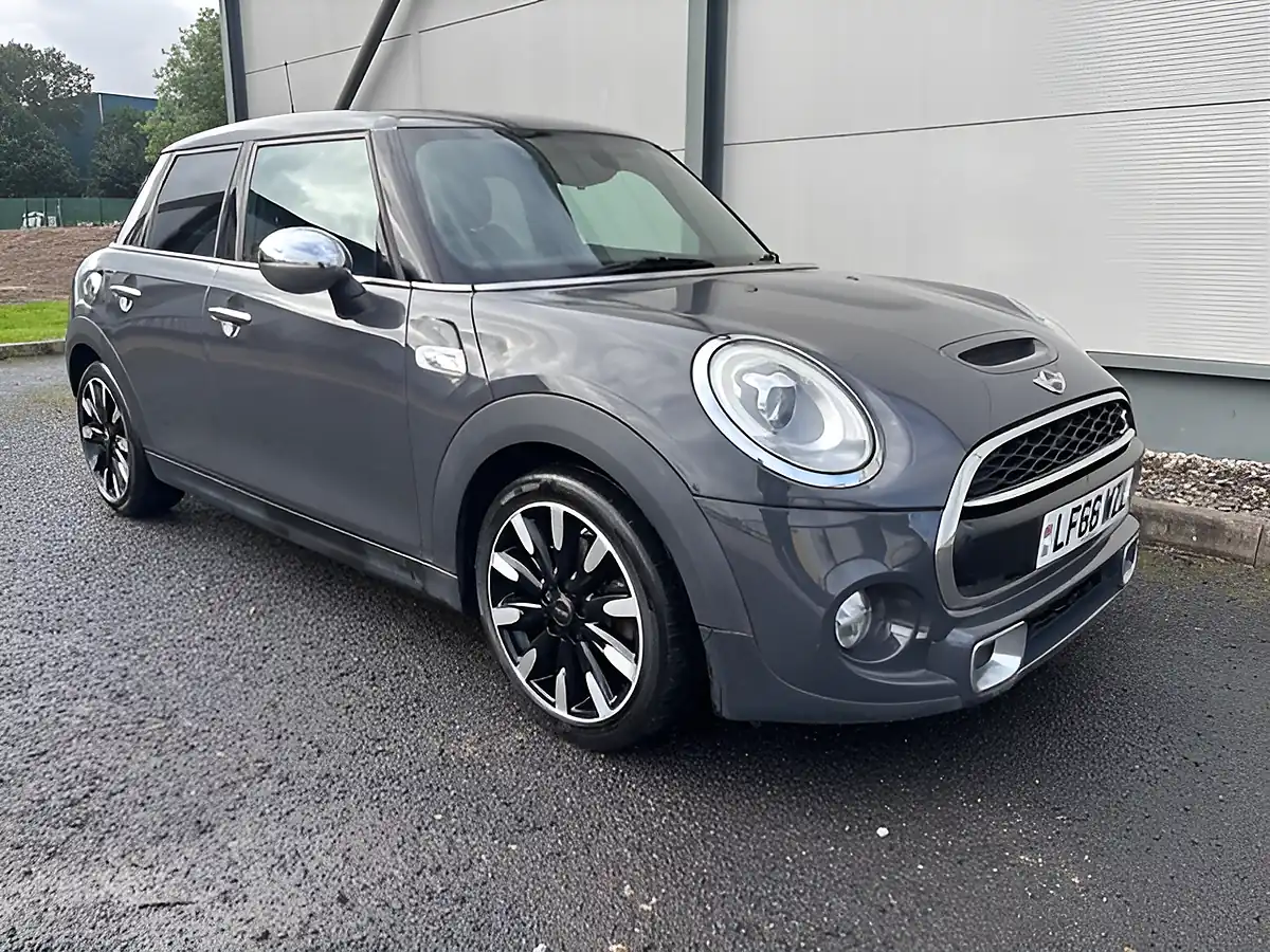 Used 2016 MINI Hatch Cooper S Grey - Interior and Exterior details 2