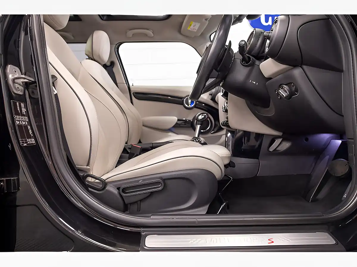 Used 2016 MINI Hatch Cooper S Midnight Black Metallic - Interior and Exterior details 12