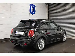 Used 2016 MINI Hatch Cooper S Midnight Black Metallic - Interior and Exterior details 3