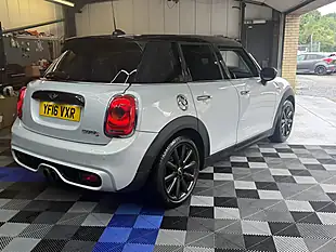 Used 2016 MINI Hatch Cooper S Silver - Interior and Exterior details 10