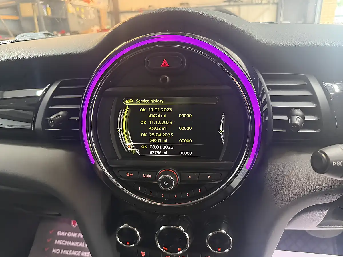 Used 2016 MINI Hatch Cooper S Silver - Interior and Exterior details 14