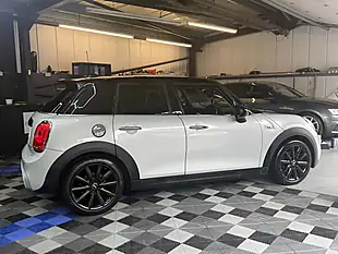 Used 2016 MINI Hatch Cooper S Silver - Interior and Exterior details 9