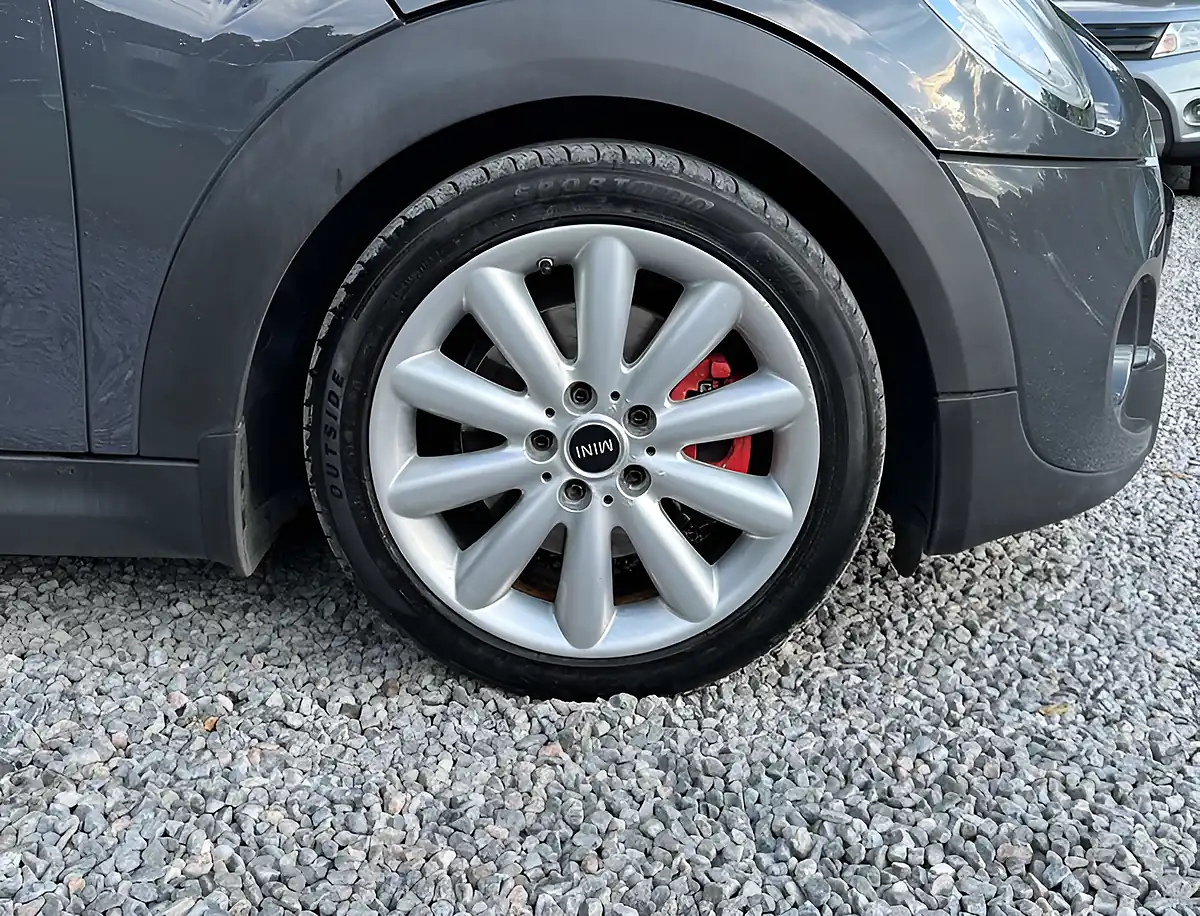 Used 2016 MINI Hatch Cooper S Thunder Grey - Interior and Exterior details 10