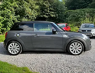 Used 2016 MINI Hatch Cooper S Thunder Grey - Interior and Exterior details 2
