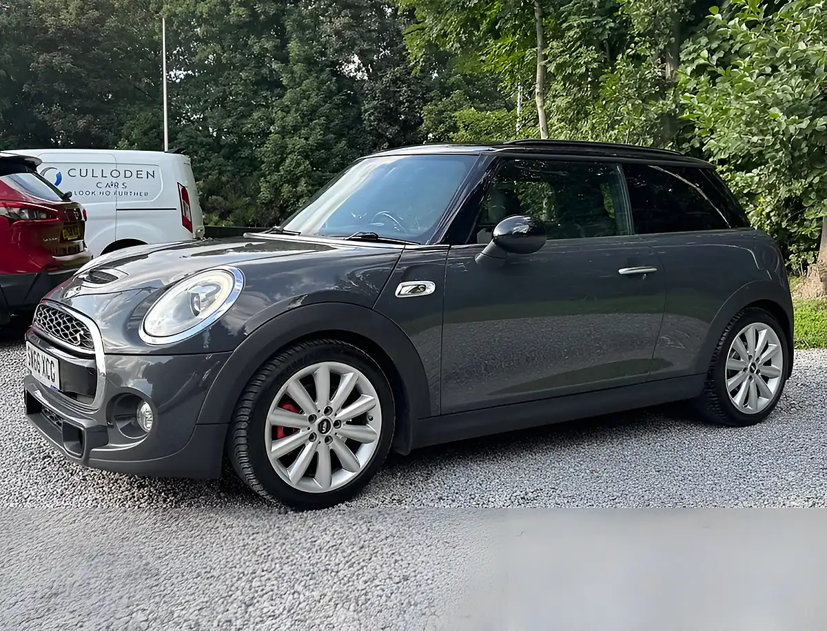 Used 2016 MINI Hatch Cooper S Thunder Grey - Interior and Exterior details 7