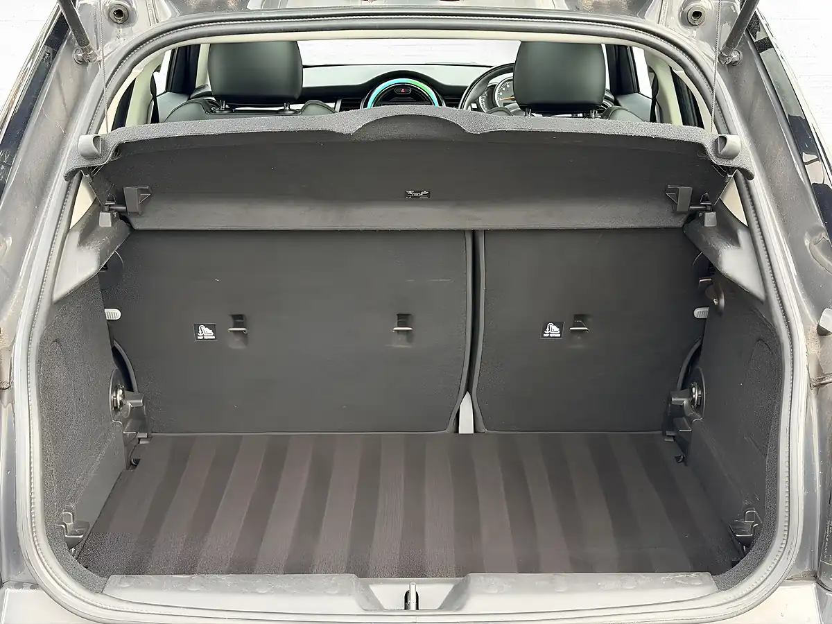 Used 2016 MINI Hatch Cooper S Thunder Grey - Interior and Exterior details 13