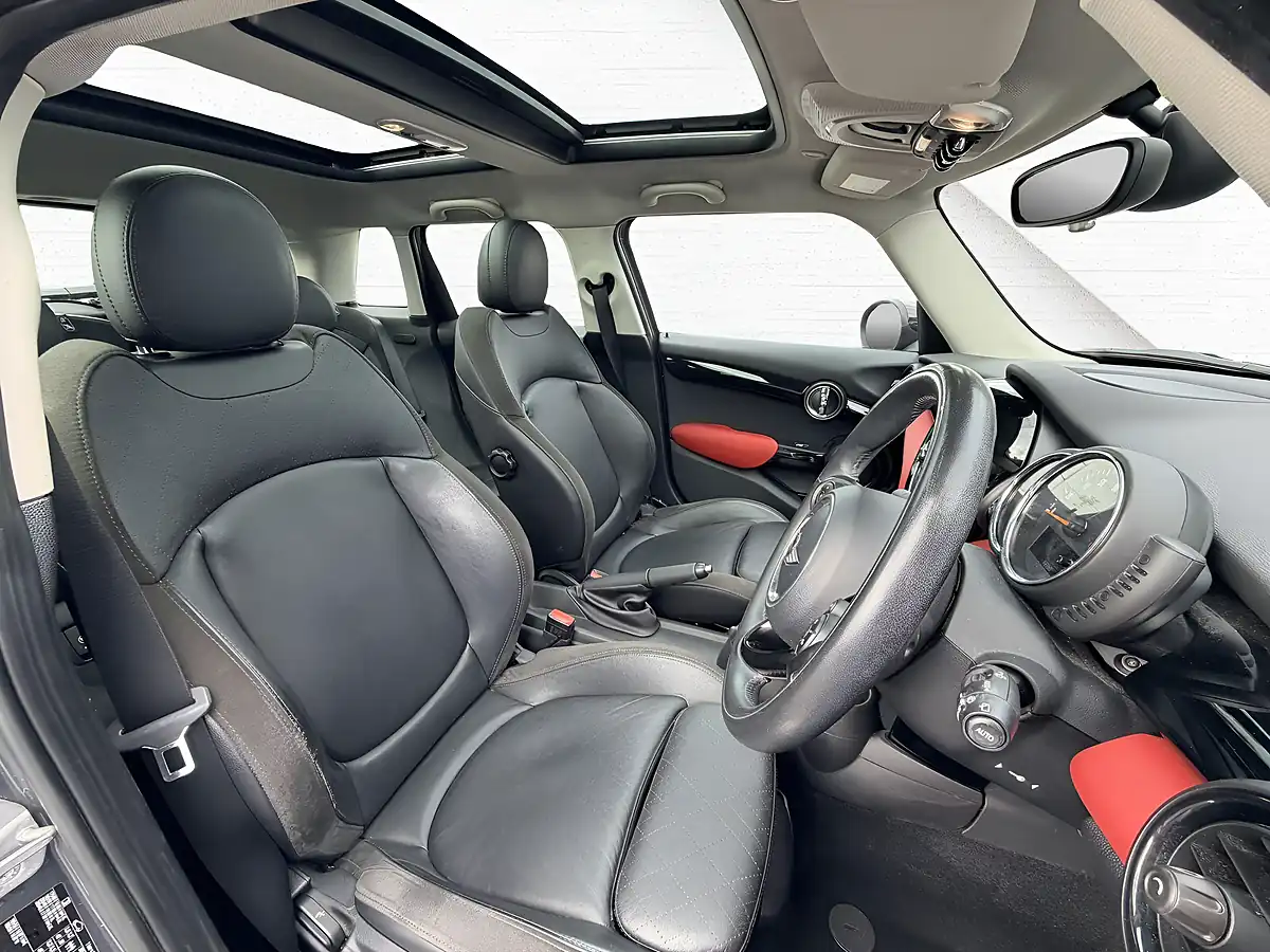 Used 2016 MINI Hatch Cooper S Thunder Grey - Interior and Exterior details 3