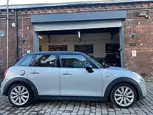 Used 2016 MINI Hatch Cooper Sd Silver - Interior and Exterior details 6