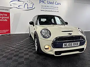 Used 2016 MINI Hatch Cooper Sd White - Interior and Exterior details 6