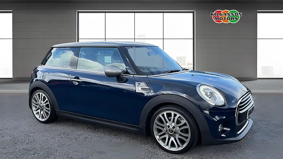 Used 2016 MINI Hatch Cooper Seven Blue - Front View