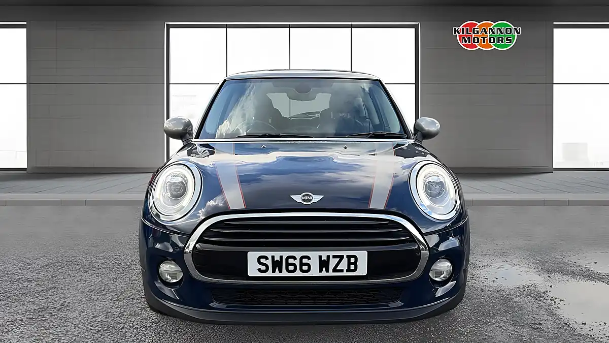 Used 2016 MINI Hatch Cooper Seven Blue - Interior and Exterior details 4