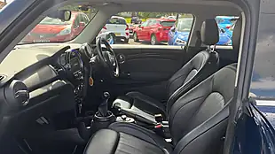 Used 2016 MINI Hatch Cooper Seven Blue - Interior and Exterior details 6
