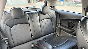 Used 2016 MINI Hatch Cooper Seven Blue - Interior and Exterior details 8