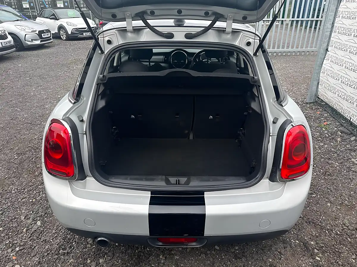 Used 2016 MINI Hatch Cooper Silver - Interior and Exterior details 11