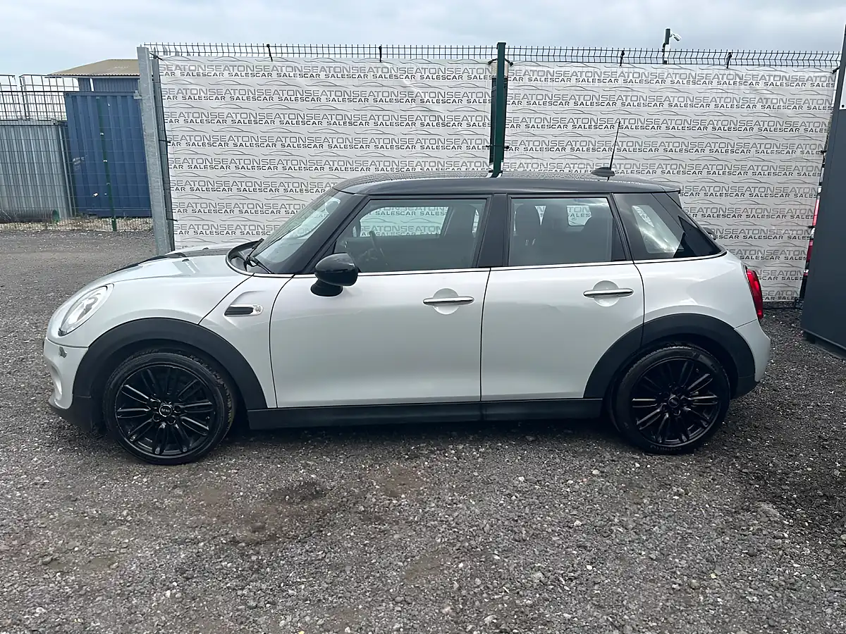 Used 2016 MINI Hatch Cooper Silver - Interior and Exterior details 4