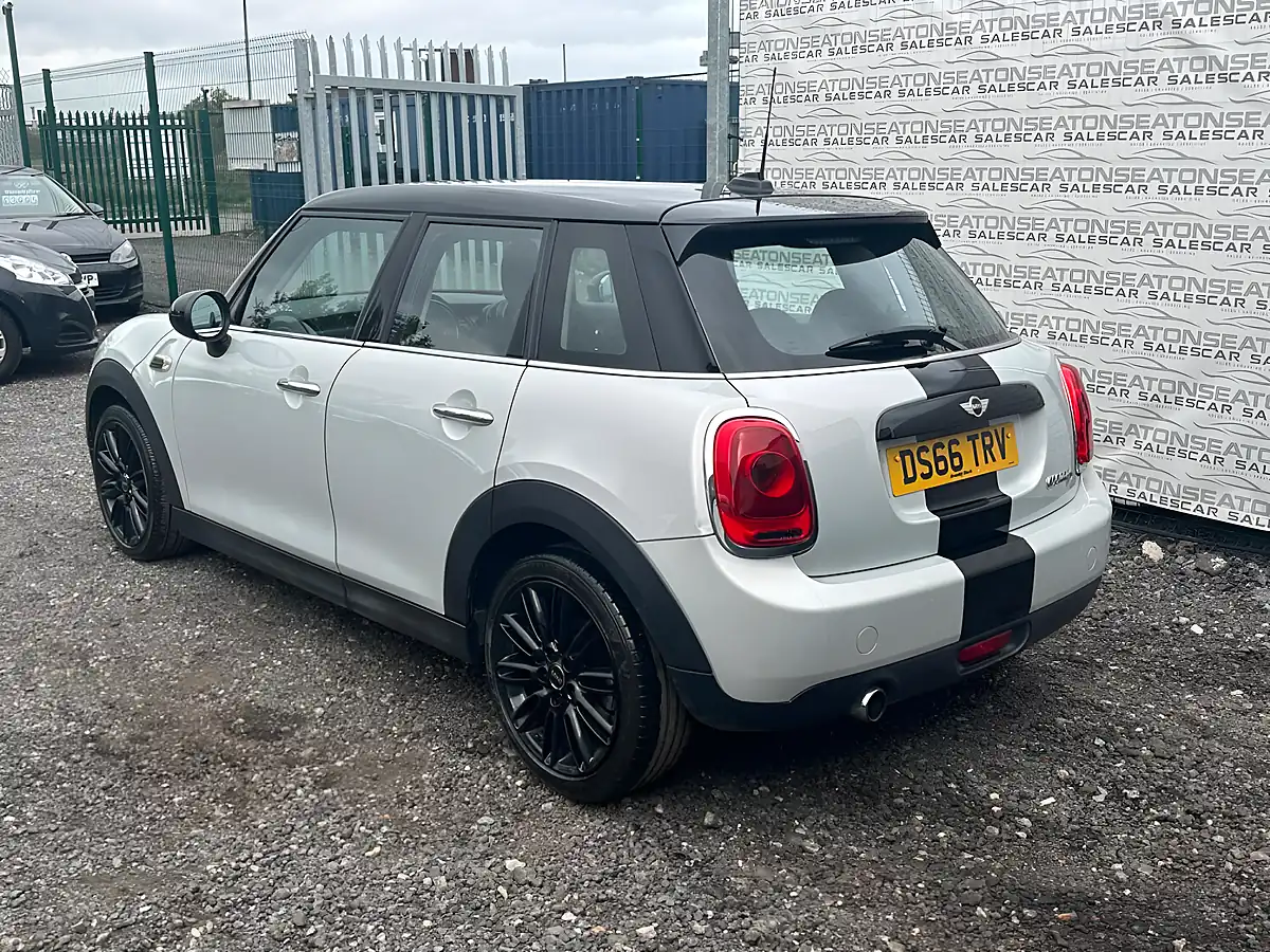Used 2016 MINI Hatch Cooper Silver - Interior and Exterior details 5