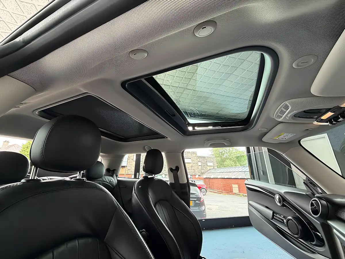 Used 2016 MINI Hatch Cooper Silver - Interior and Exterior details 13
