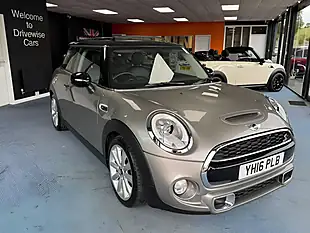 Used 2016 MINI Hatch Cooper Silver - Interior and Exterior details 3