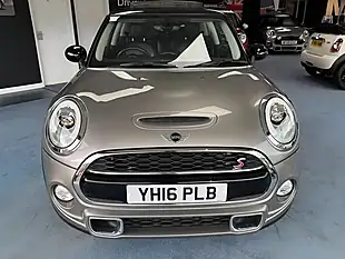 Used 2016 MINI Hatch Cooper Silver - Interior and Exterior details 4