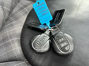 Used 2016 MINI Hatch Cooper Silver - Interior and Exterior details 20