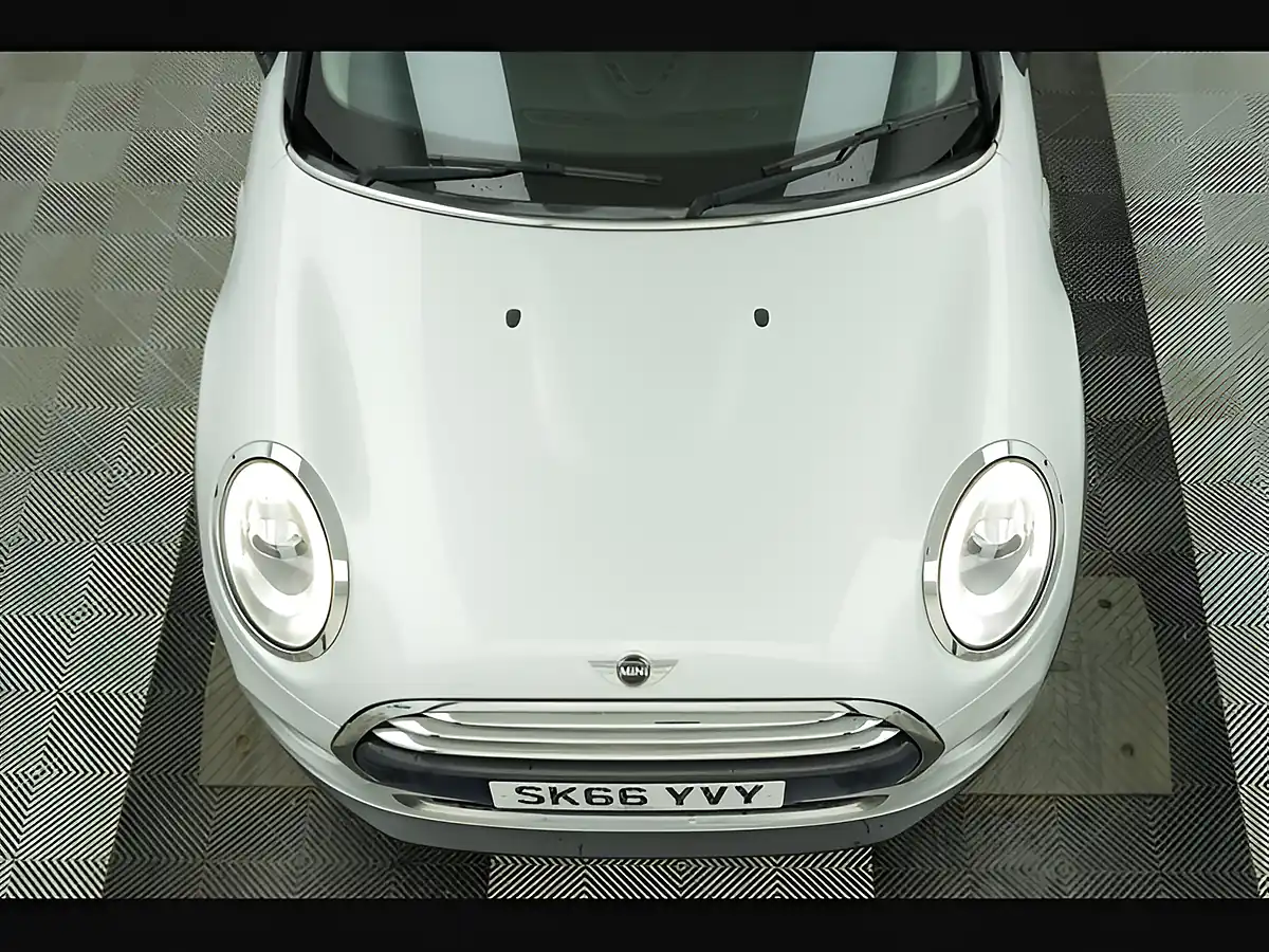 Used 2016 MINI Hatch Cooper Silver - Interior and Exterior details 2