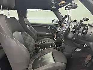 Used 2016 MINI Hatch Cooper Silver - Interior and Exterior details 14