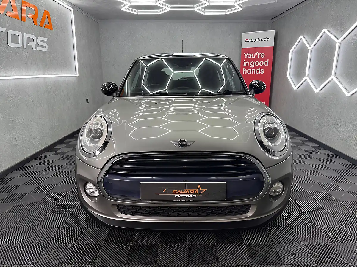 Used 2016 MINI Hatch Cooper Silver - Interior and Exterior details 3