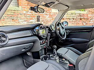 Used 2016 MINI Hatch Cooper Silver - Interior and Exterior details 17