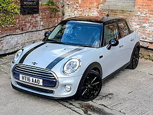 Used 2016 MINI Hatch Cooper Silver - Interior and Exterior details 19