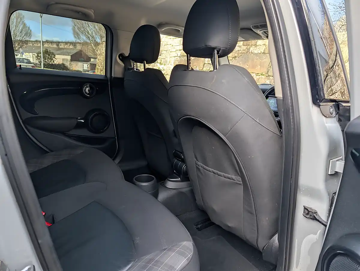 Used 2016 MINI Hatch Cooper Silver - Interior and Exterior details 12