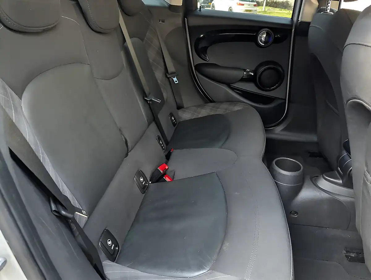 Used 2016 MINI Hatch Cooper Silver - Interior and Exterior details 13
