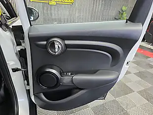 Used 2016 MINI Hatch Cooper Silver - Interior and Exterior details 20