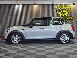 Used 2016 MINI Hatch Cooper Silver - Interior and Exterior details 6