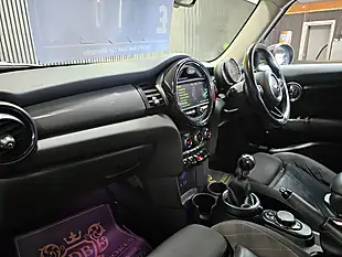 Used 2016 MINI Hatch Cooper Silver - Interior and Exterior details 9