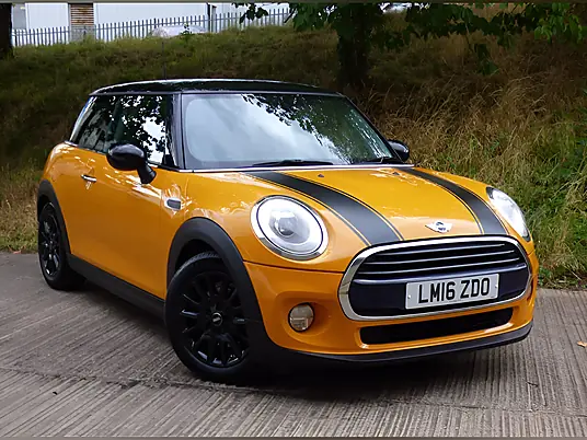 2016 Mini Hatch Cooper D 1.5 Auto