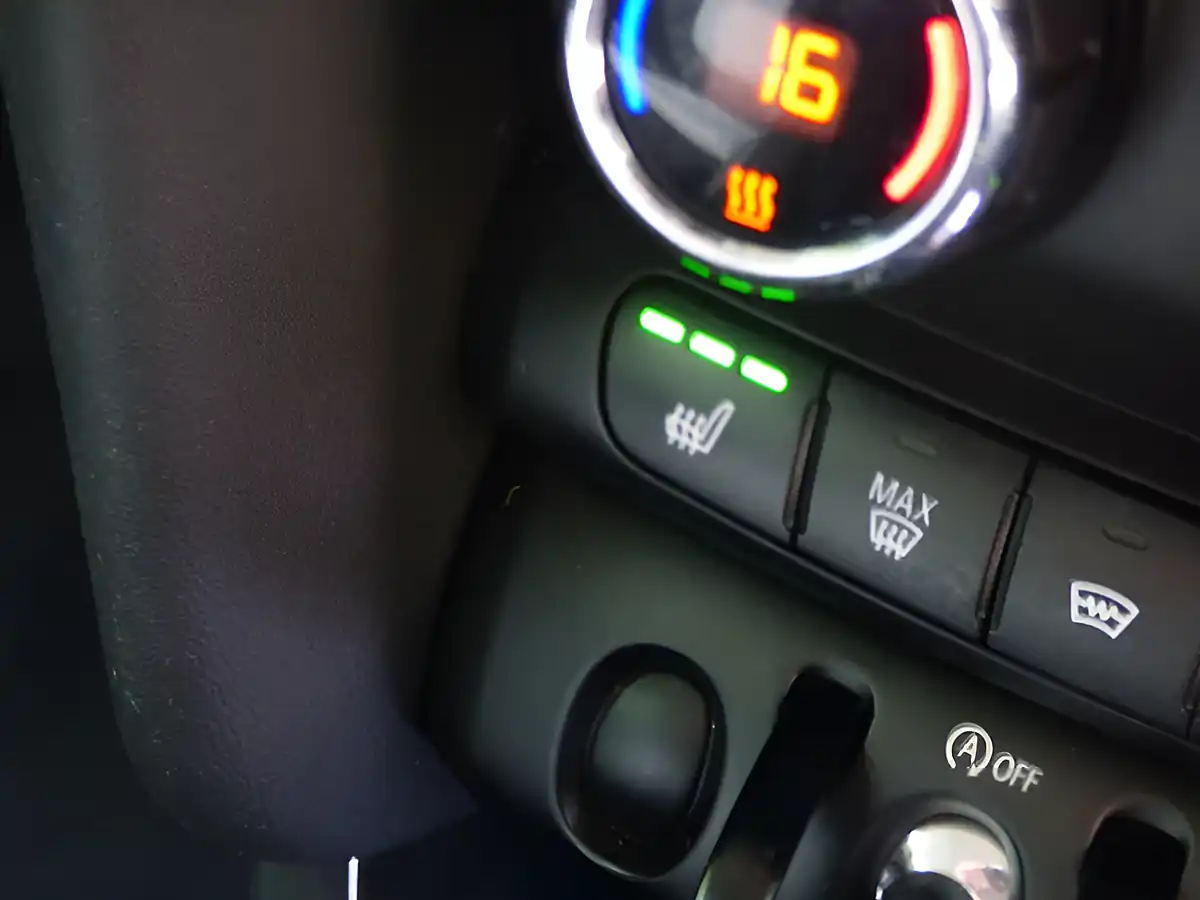 Used 2016 MINI Hatch Cooper Volcanic Orange - Interior and Exterior details 9