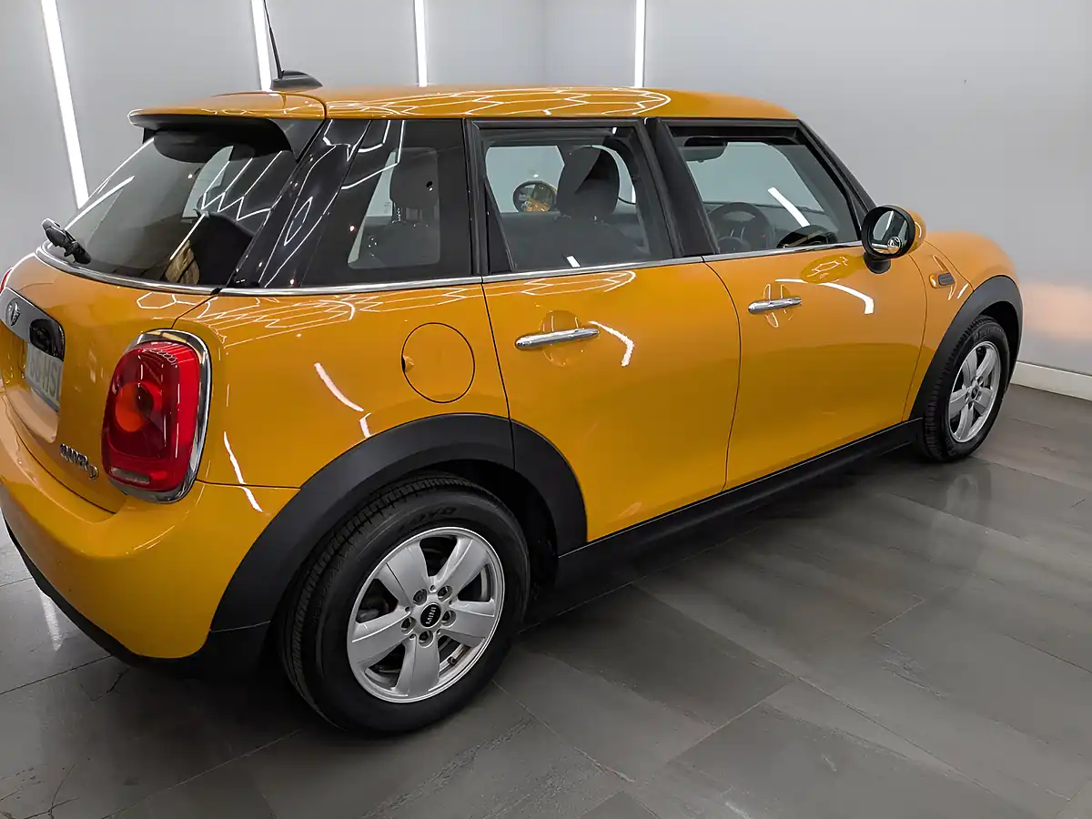 Used 2016 MINI Hatch Cooper Volcanic Orange - Interior and Exterior details 8